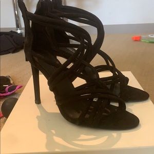 Black strap pot heels